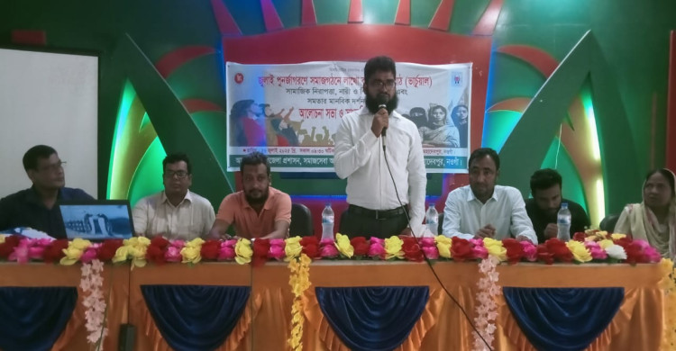 মহাদেবপুরে জুলাই পুরর্জাগরণ সেবা মেলা অনুষ্ঠানে সভাপতির বক্তব্য রাখছেন উপজেলা নির্বাহী অফিসার মোঃ আরিফুজ্জামান