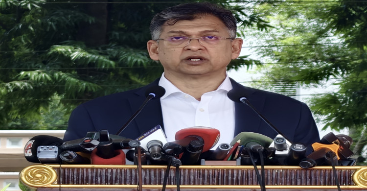 পুলিশকে হতে হবে জনগণের অকৃত্রিম বন্ধু ও নিরাপত্তার প্রতীক : স্বরাষ্ট্রমন্ত্রী